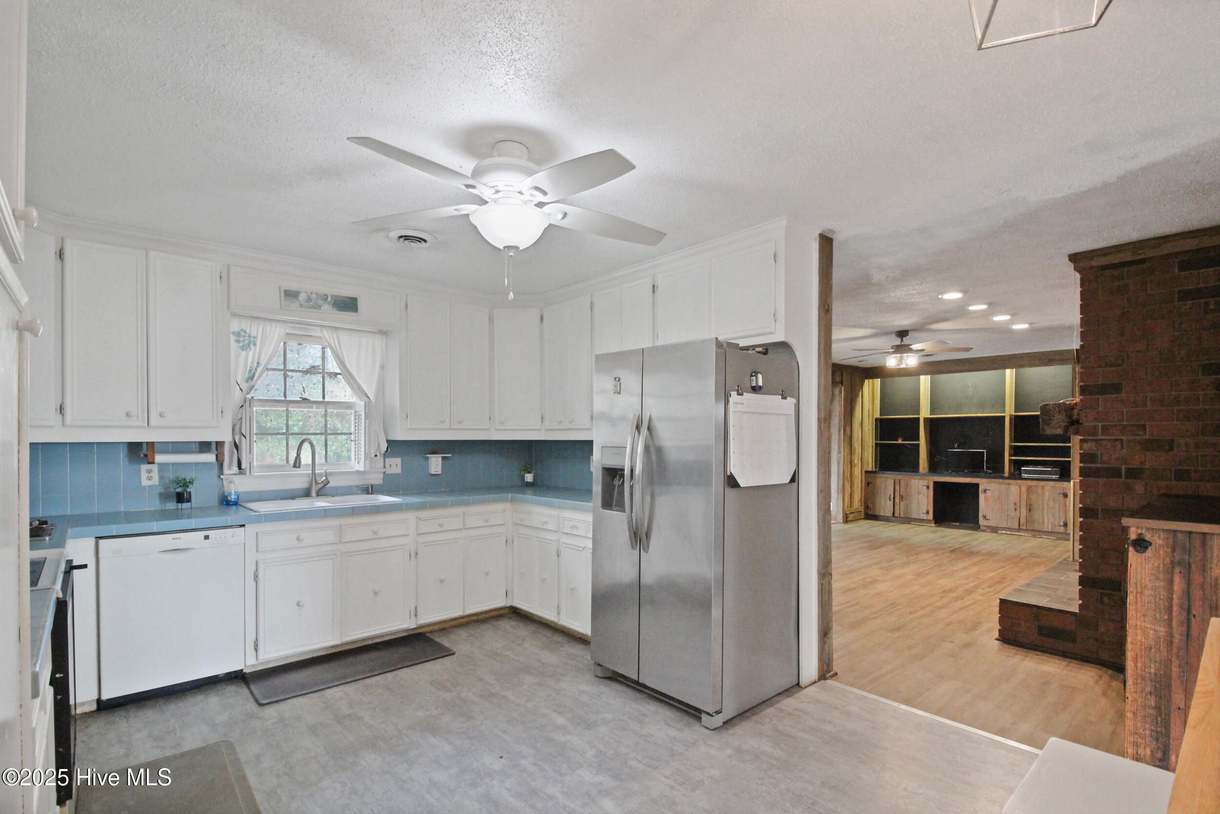 192 U.S. Highway 158 West Camden, NC 27921 - Photo 15 of 48 Kitchen