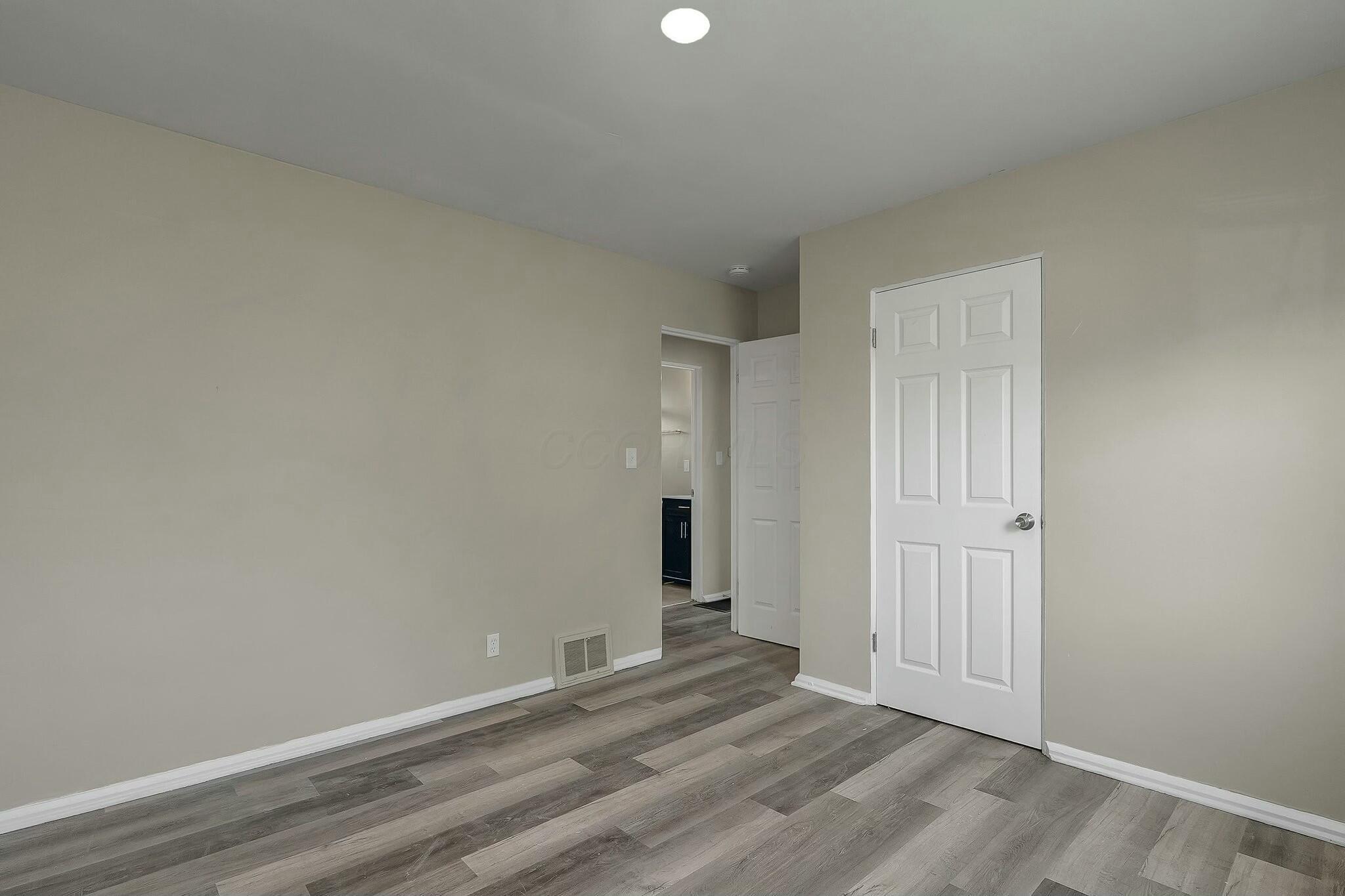 917 South Hampton Road Columbus, OH 43227 - Photo 13 of 38 Bedroom #1