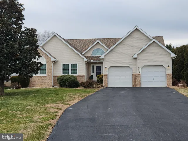 $475,000 | 402 Bluebird Haven, Middletown, DE 19709