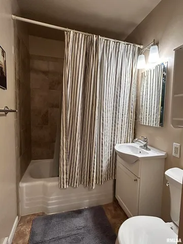 $169,000 | 510 16th Street, Unit 1, Silvis, IL 61282