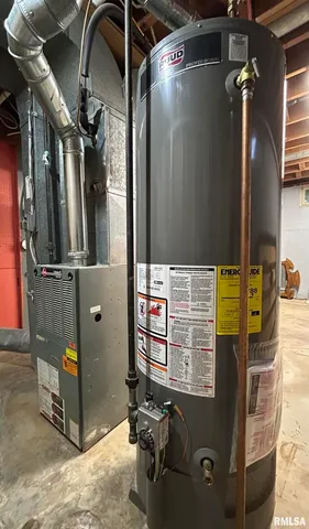 $169,000 | 510 16th Street, Unit 1, Silvis, IL 61282