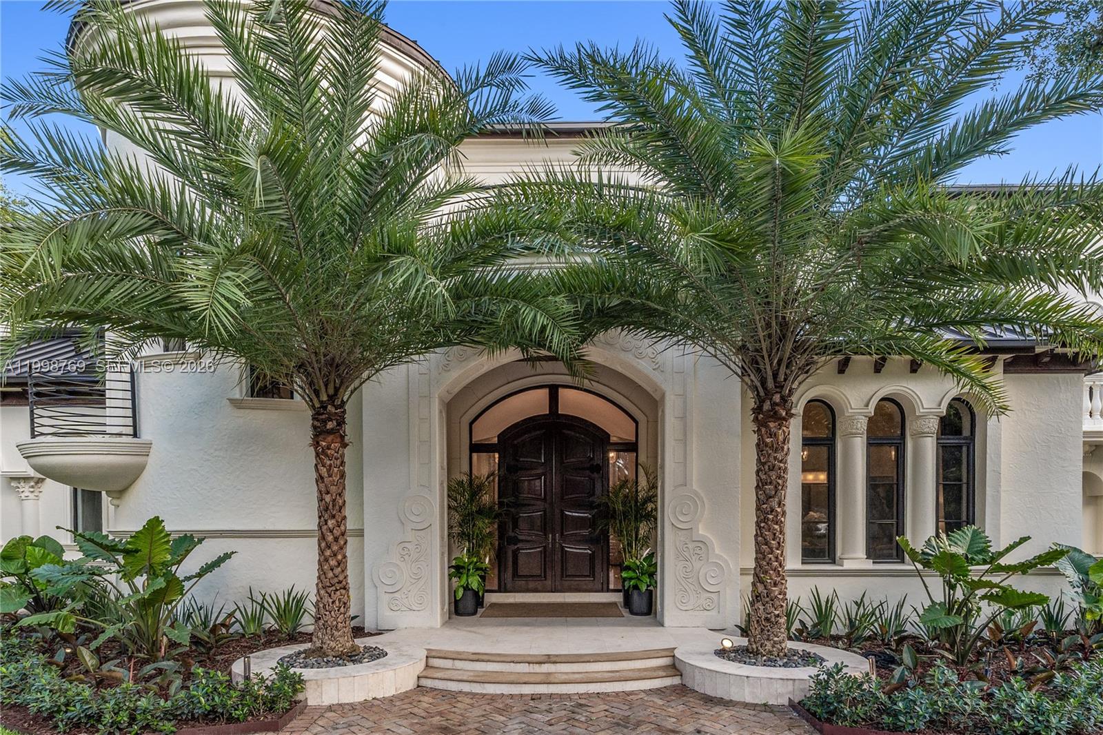 6350 Southwest 107th Street Pinecrest, FL 33156 - Photo 1 of 95