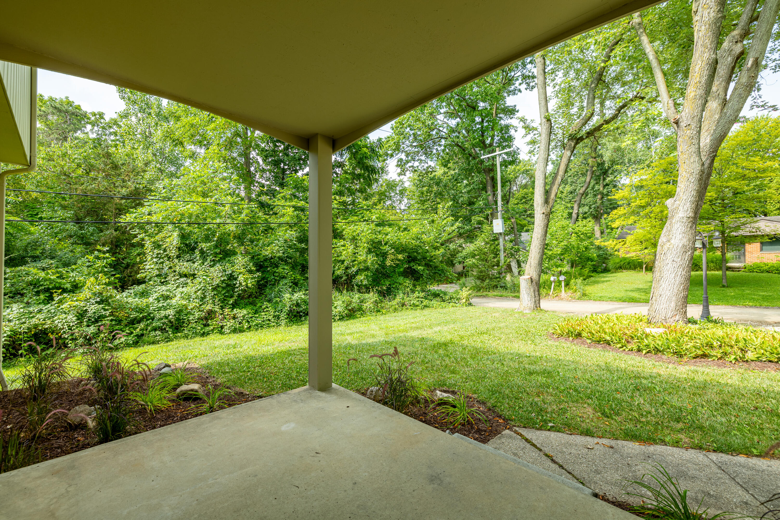 2709 Kimberley Road Ann Arbor, MI 48104 - Photo 6 of 42 2709 Kimberly Rd (39 of 43)