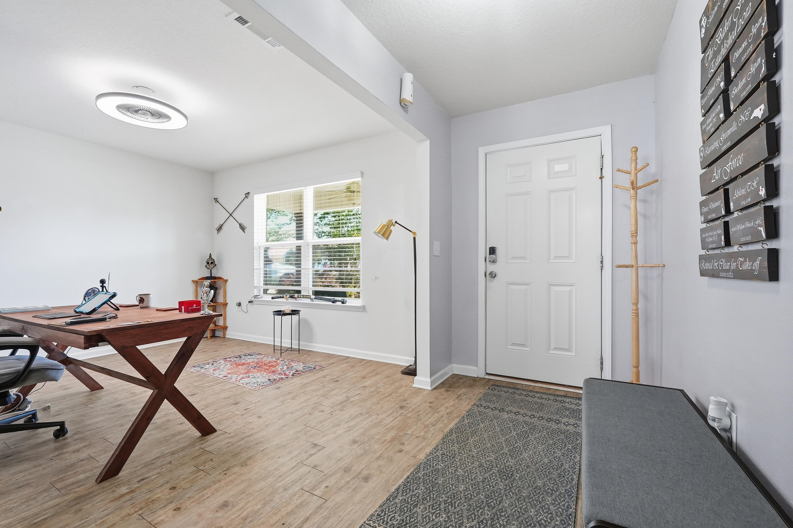 719 Widgeon Way Crestview, FL 32539 - Photo 3 of 29 719 Widgeon Way-9