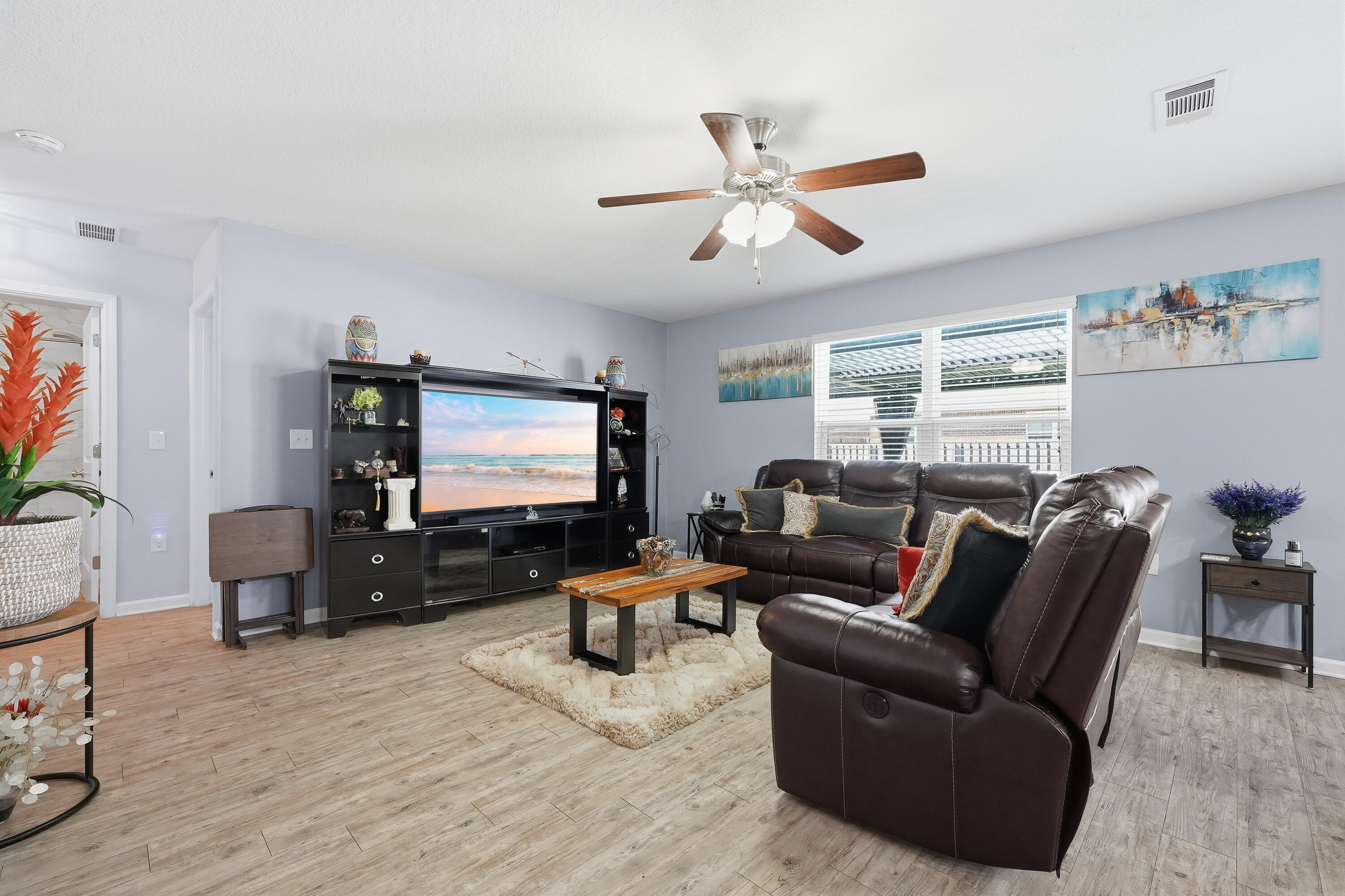 719 Widgeon Way Crestview, FL 32539 - Photo 6 of 29 719 Widgeon Way-24