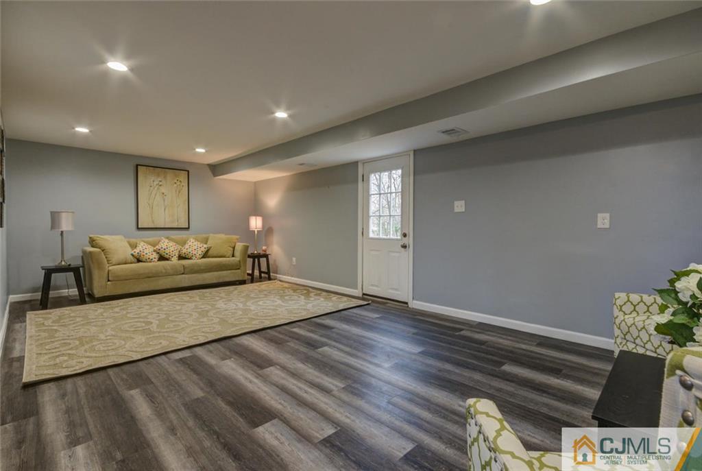 32 Norton Road East Brunswick, NJ 08816 - Photo 15 of 19 Gallery Image 15