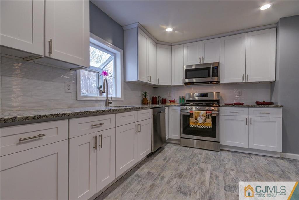 32 Norton Road East Brunswick, NJ 08816 - Photo 7 of 19 Gallery Image 7