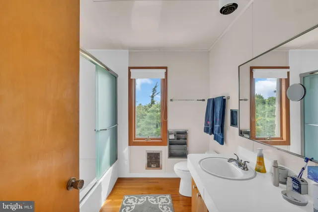 $7,495,000 | 128 Long Beach Boulevard, Long Beach Township, NJ 08008