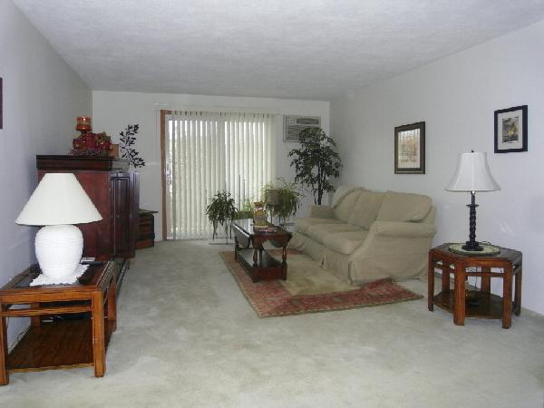 5 Kenmar Drive, Unit 9 Billerica, MA 01821 - Photo 3 of 9