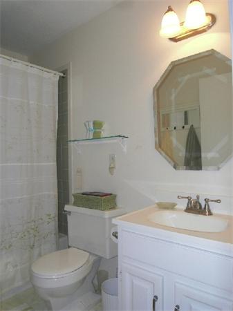 5 Kenmar Drive, Unit 9 Billerica, MA 01821 - Photo 9 of 9