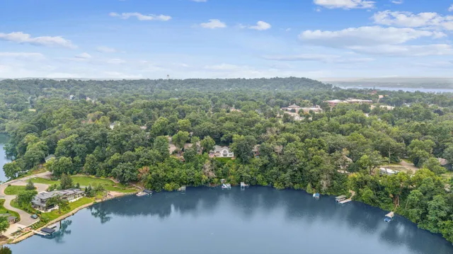 $1,499,900 | 621 Mallalieu Drive, Hudson, WI 54016