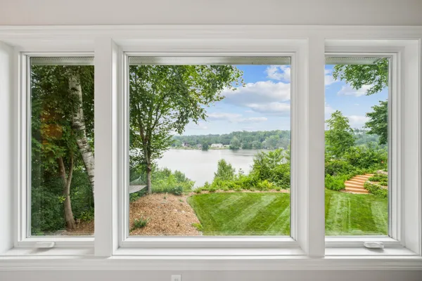 $1,475,000 | 621 Mallalieu Drive, Hudson, WI 54016