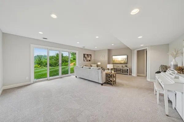$1,475,000 | 621 Mallalieu Drive, Hudson, WI 54016