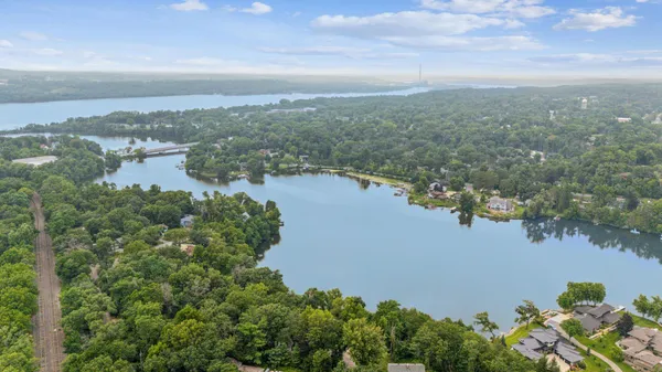 $1,475,000 | 621 Mallalieu Drive, Hudson, WI 54016