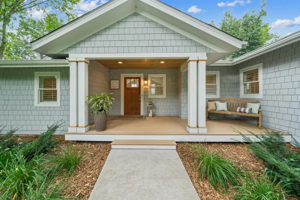 $1,475,000 | 621 Mallalieu Drive, Hudson, WI 54016