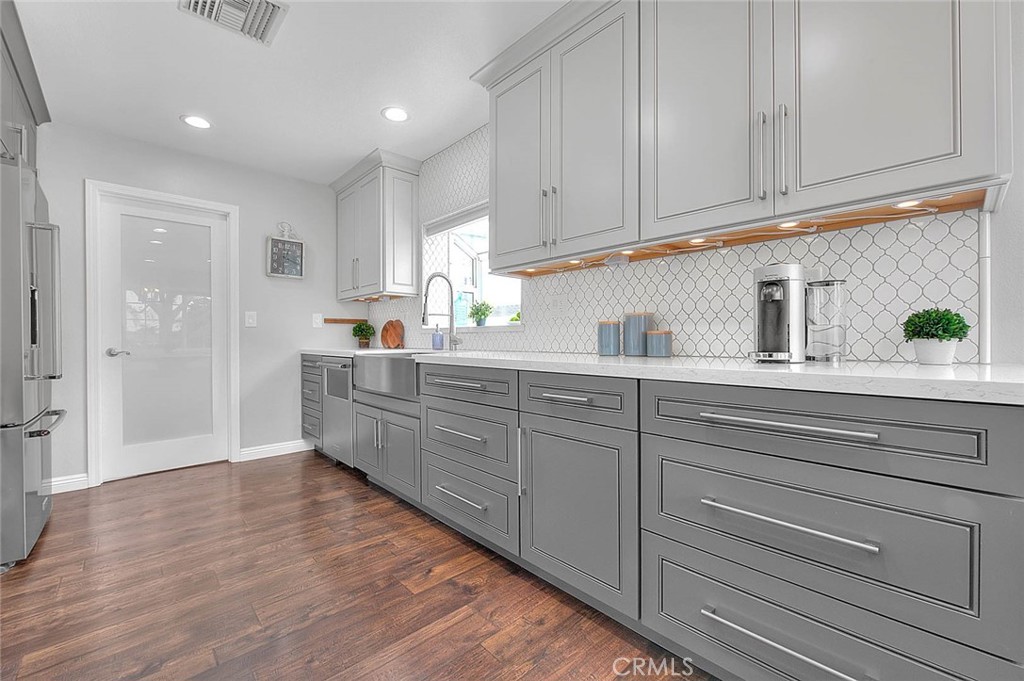 156 South Country Club Road Glendora, CA 91741 - Photo 9 of 61