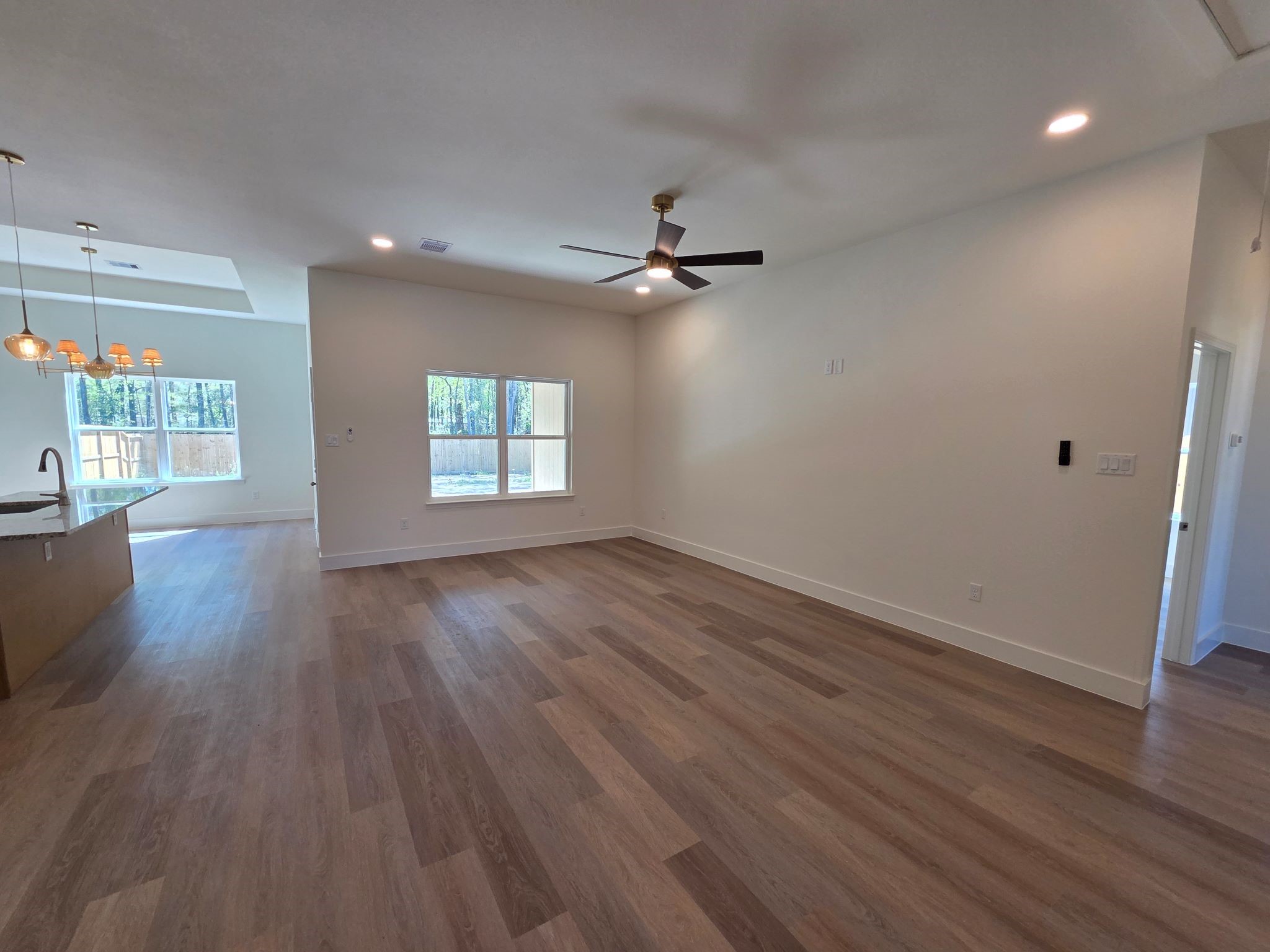 16276 Jeet Street Conroe, TX 77306 - Photo 6 of 27