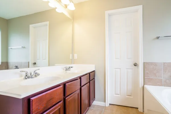 $1,930 | 1023 Doubletree Glen Drive, Houston, TX 77073