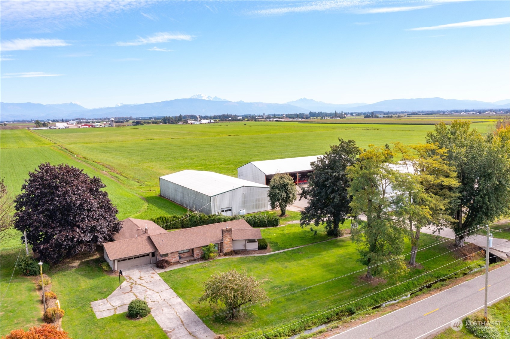9604 Jackman Road Lynden, WA 98264 - Photo 1 of 40 Gallery Image 1