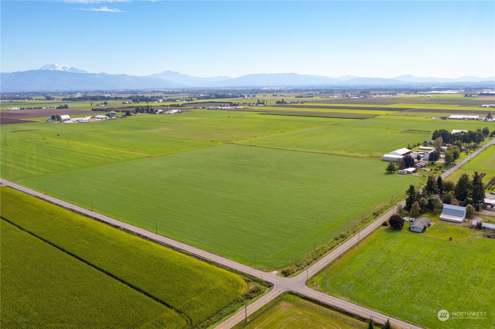 9604 Jackman Road Lynden, WA 98264 - Photo 12 of 40 Gallery Image 12