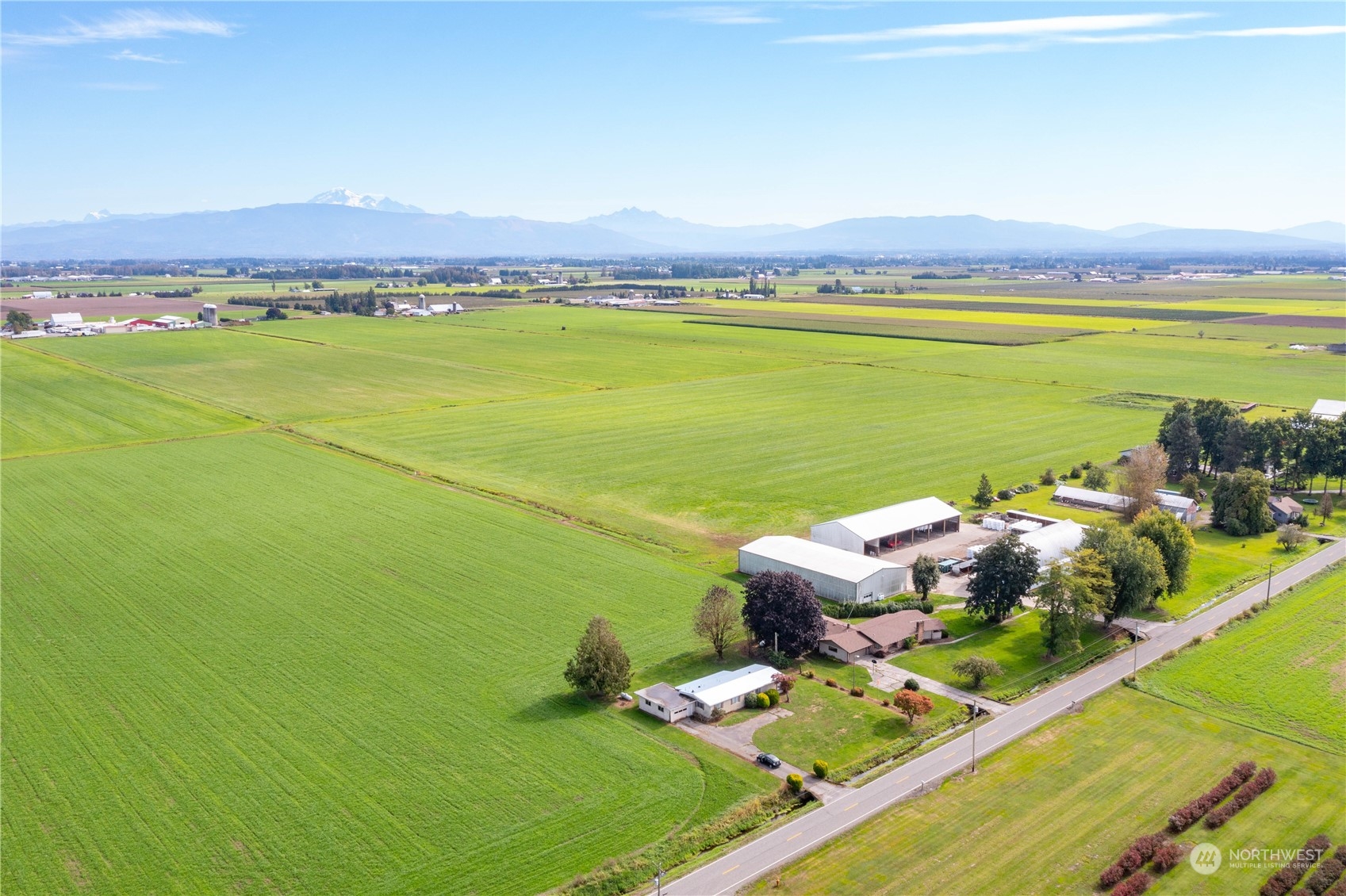 9604 Jackman Road Lynden, WA 98264 - Photo 10 of 40 Gallery Image 10