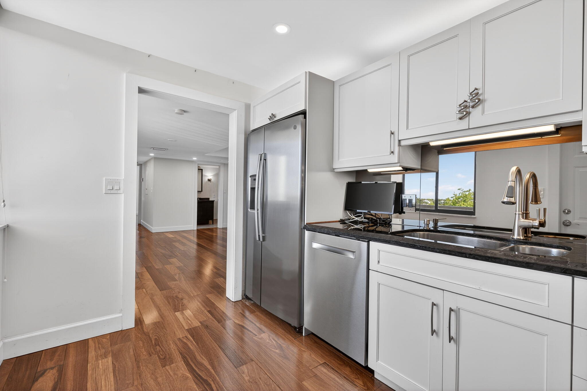 1605 Highway 1, Unit 504M3 Jupiter, FL 33477 - Photo 12 of 63 Kitchen
