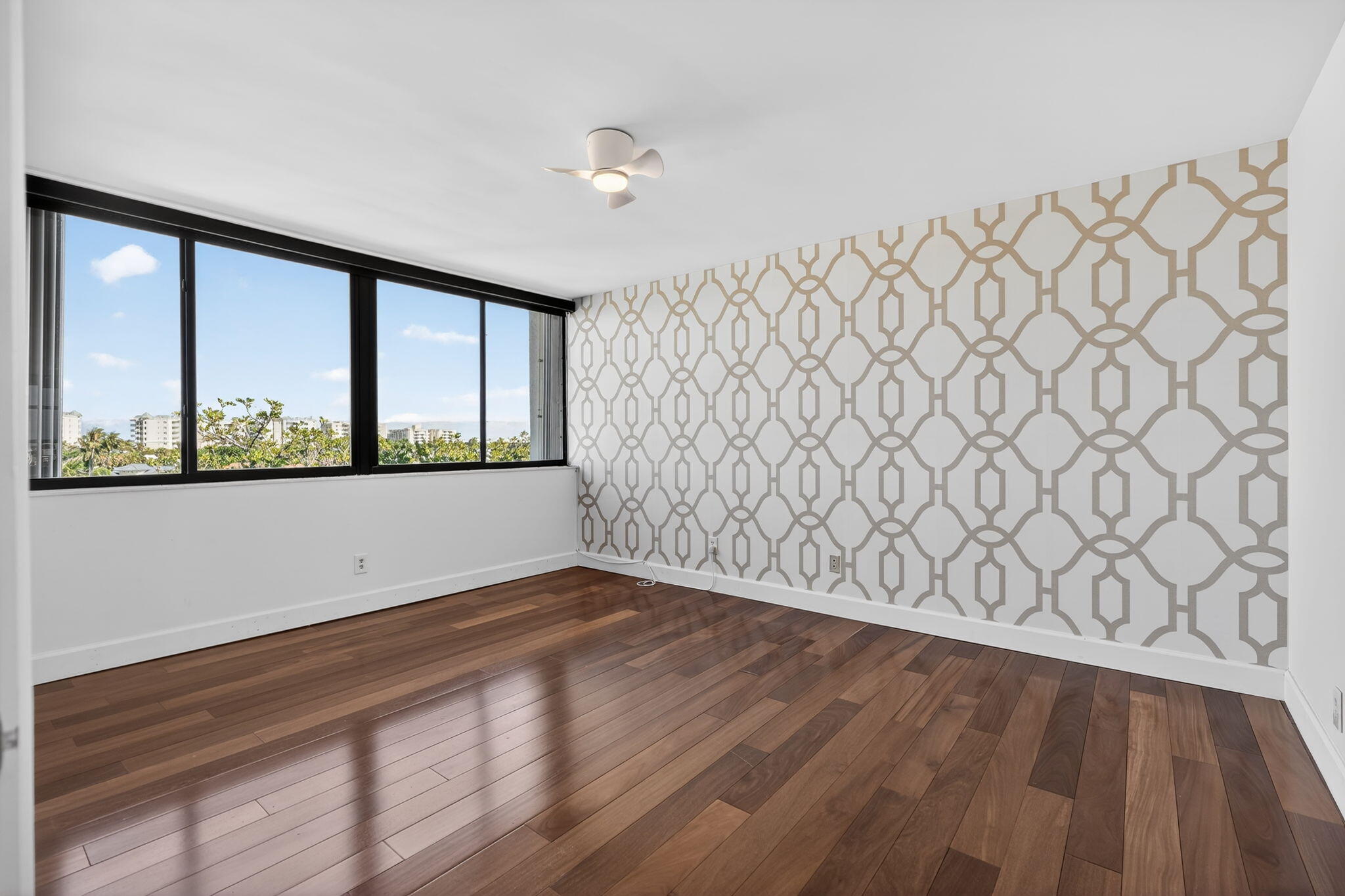 1605 Highway 1, Unit 504M3 Jupiter, FL 33477 - Photo 19 of 63 Primary Bedroom