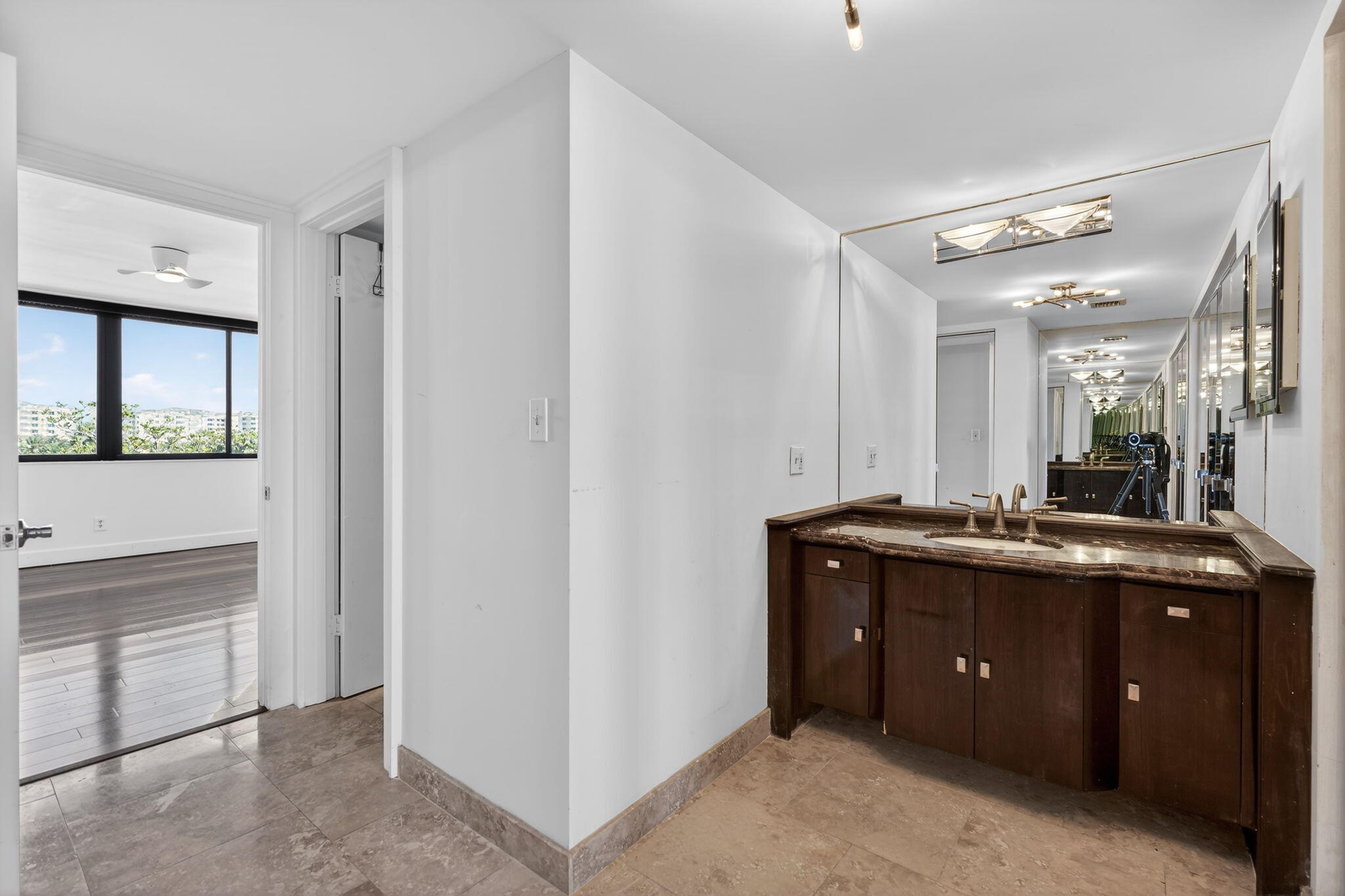 1605 Highway 1, Unit 504M3 Jupiter, FL 33477 - Photo 25 of 63 Primary Bathroom