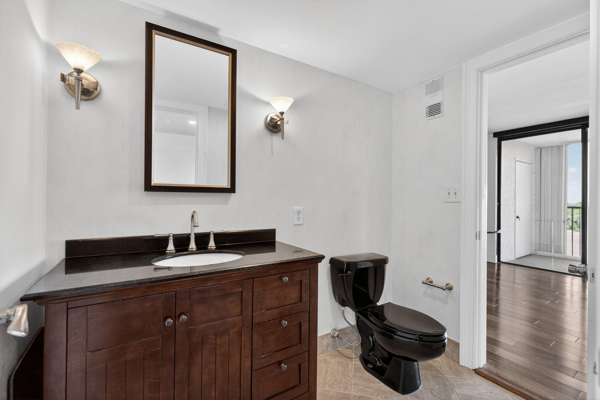 1605 Highway 1, Unit 504M3 Jupiter, FL 33477 - Photo 33 of 63 Second Bathroom