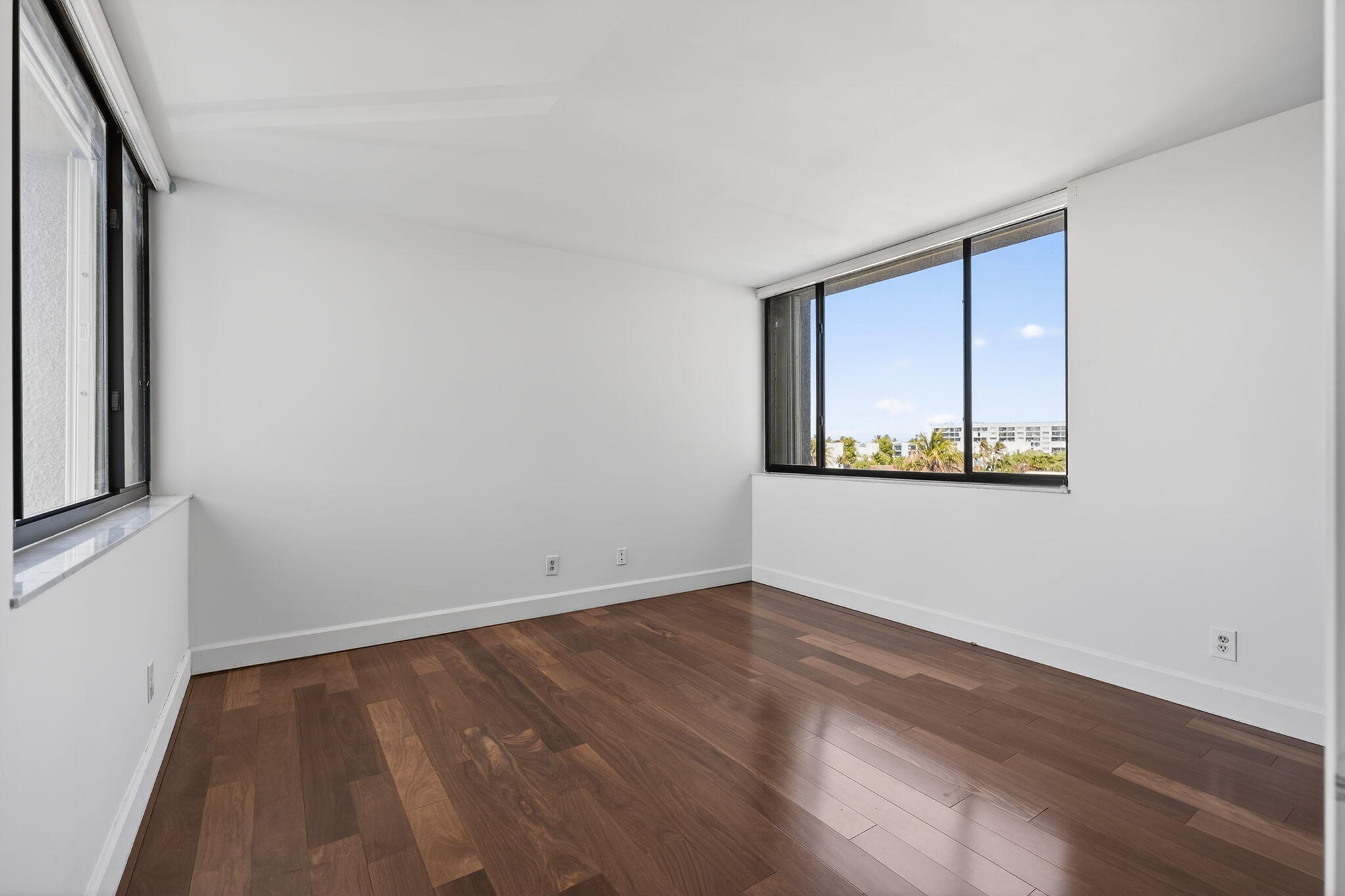 1605 Highway 1, Unit 504M3 Jupiter, FL 33477 - Photo 38 of 63 Third Bedroom