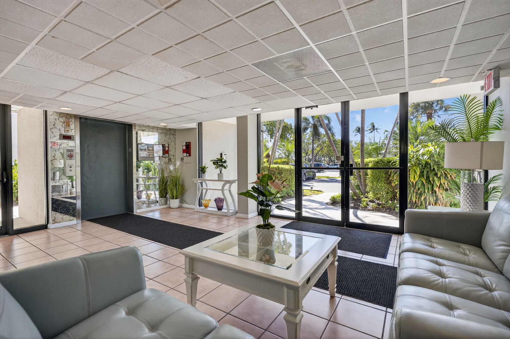1605 Highway 1, Unit 504M3 Jupiter, FL 33477 - Photo 4 of 63 M3 Building's Lobby
