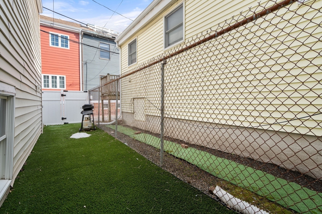 894 East 2nd Street Boston, MA 02127 - Photo 27 of 29