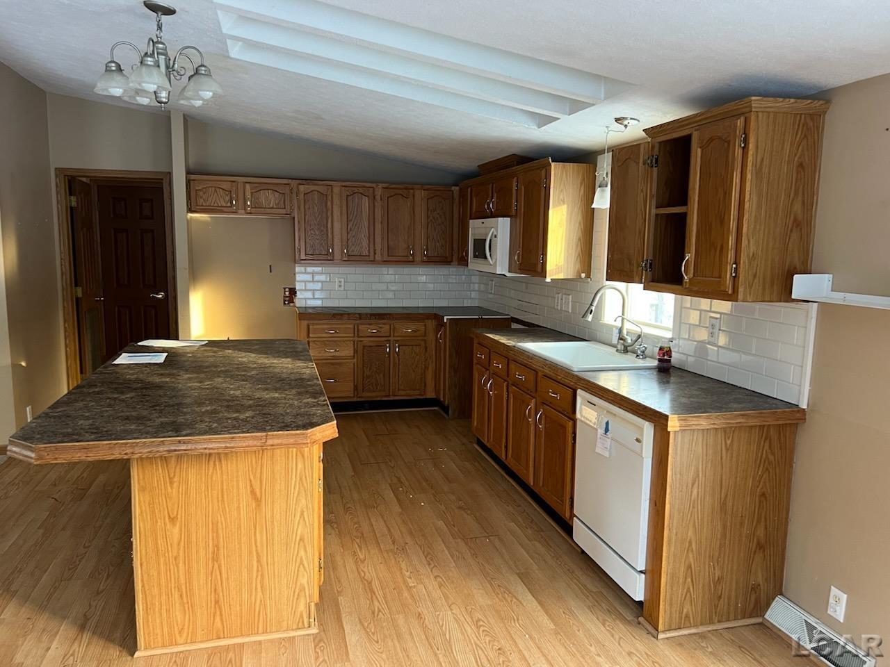 6799 Moon Lake Road Jackson, MI 49201 - Photo 2 of 6 50132150-8dbc4c46-984c-4567-bccc-fa9be41628e6.JPG