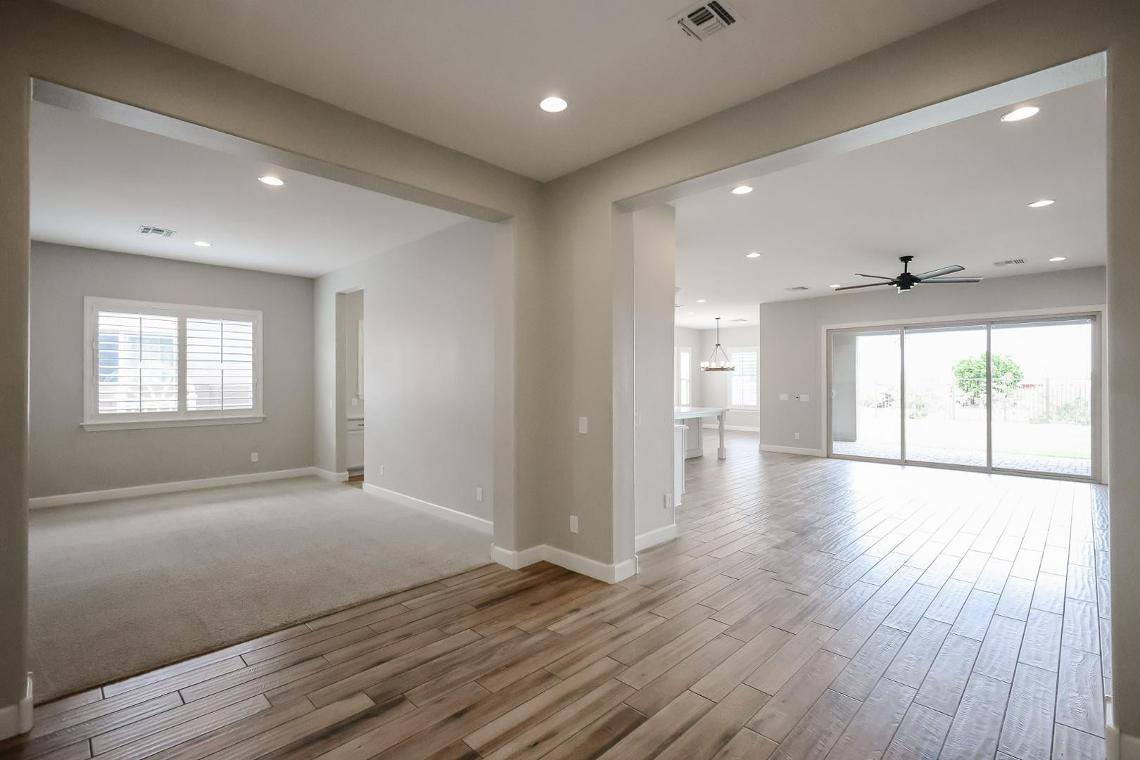 1424 East Pedro Road Phoenix, AZ 85042 - Photo 5 of 84 Photo #5