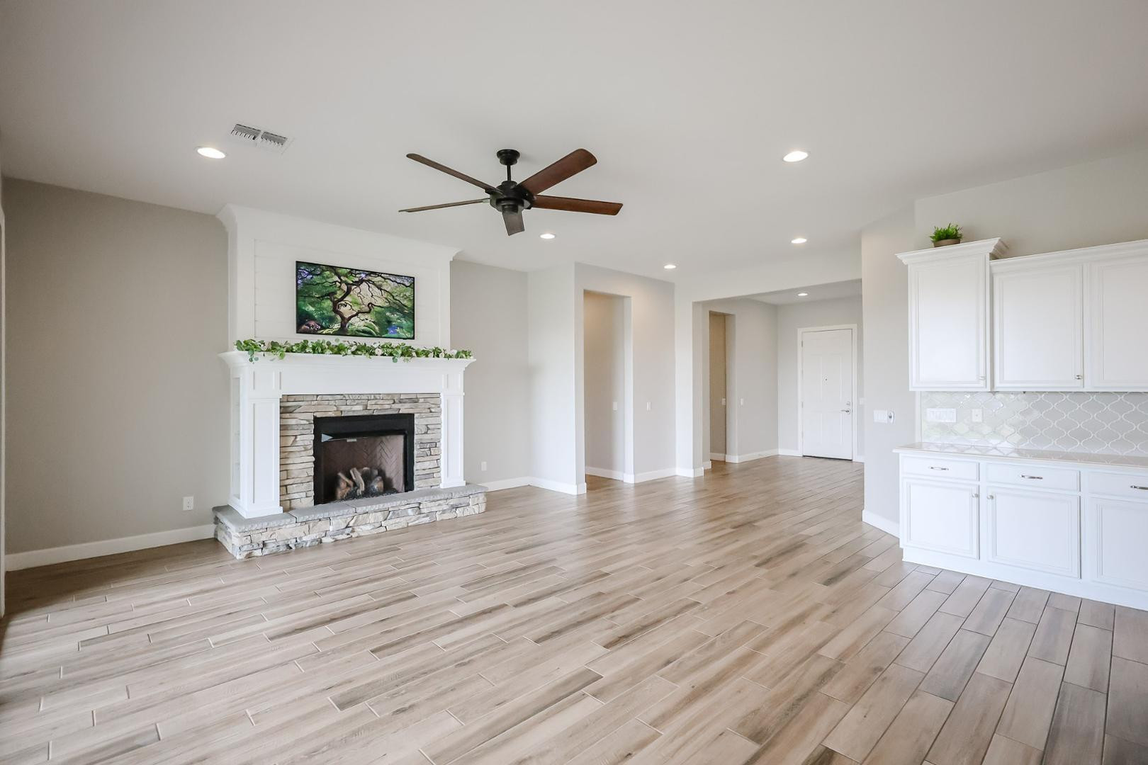 1424 East Pedro Road Phoenix, AZ 85042 - Photo 10 of 84 Photo #10