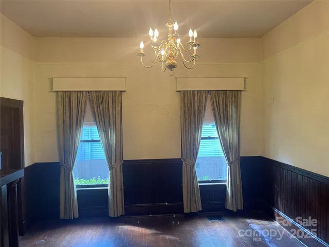 an empty room with closet