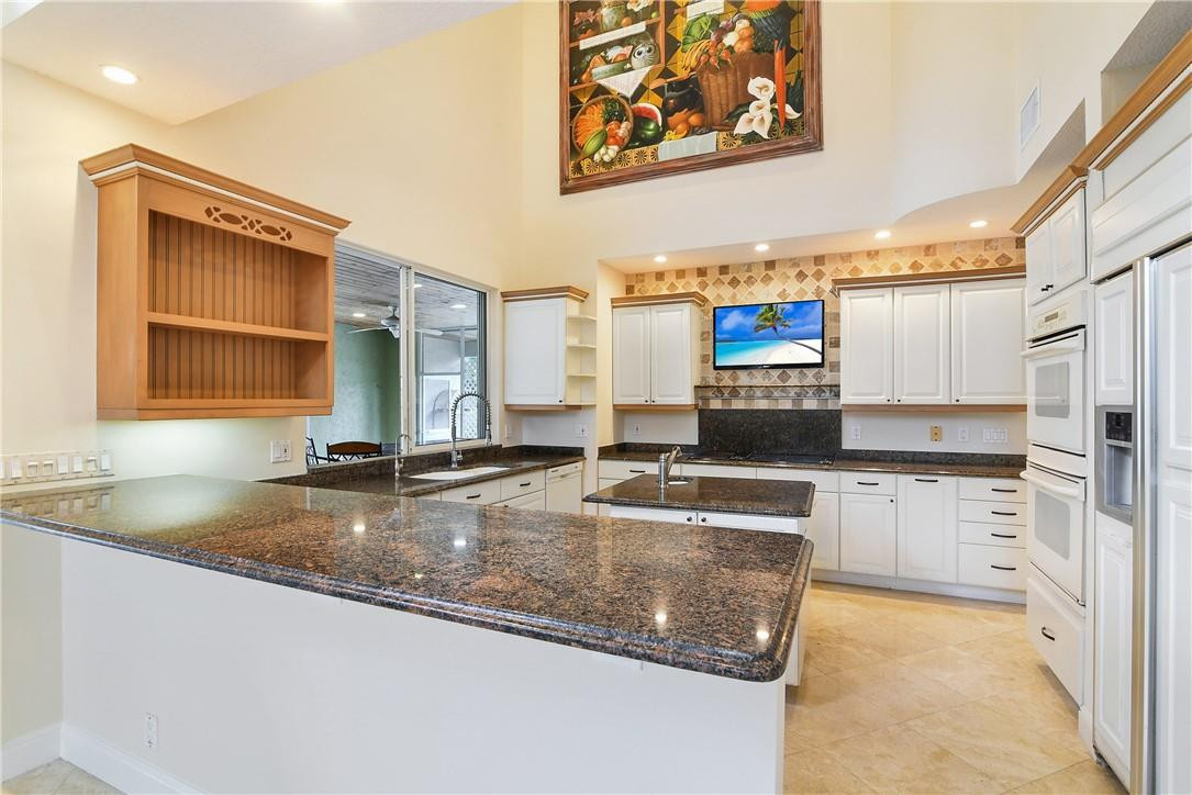 930 Northeast 24th Street Boca Raton, FL 33431 - Photo 12 of 39 Photo 12