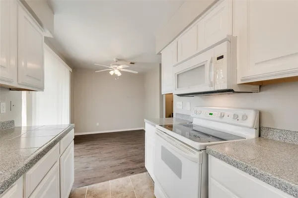 $1,600 | 1013 Parkway Terrace, Cedar Hill, TX 75104