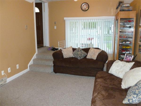 8 Breakheart Road Saugus, MA 01906 - Photo 9 of 18 Gallery Image 9