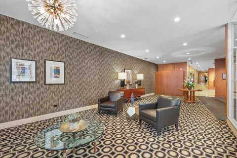 $225,000 | 850 North Dewitt Place, Unit 7E, Chicago, IL 60611