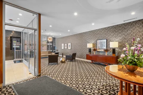 $225,000 | 850 North Dewitt Place, Unit 7E, Chicago, IL 60611