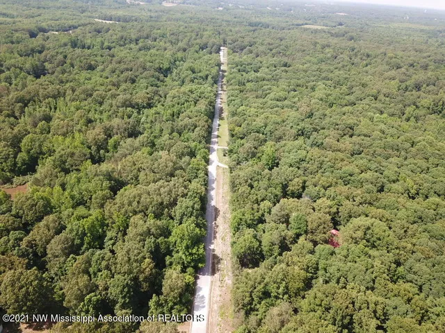 $75,000 | 16 Sandy Ridge Road, Byhalia, MS 38611