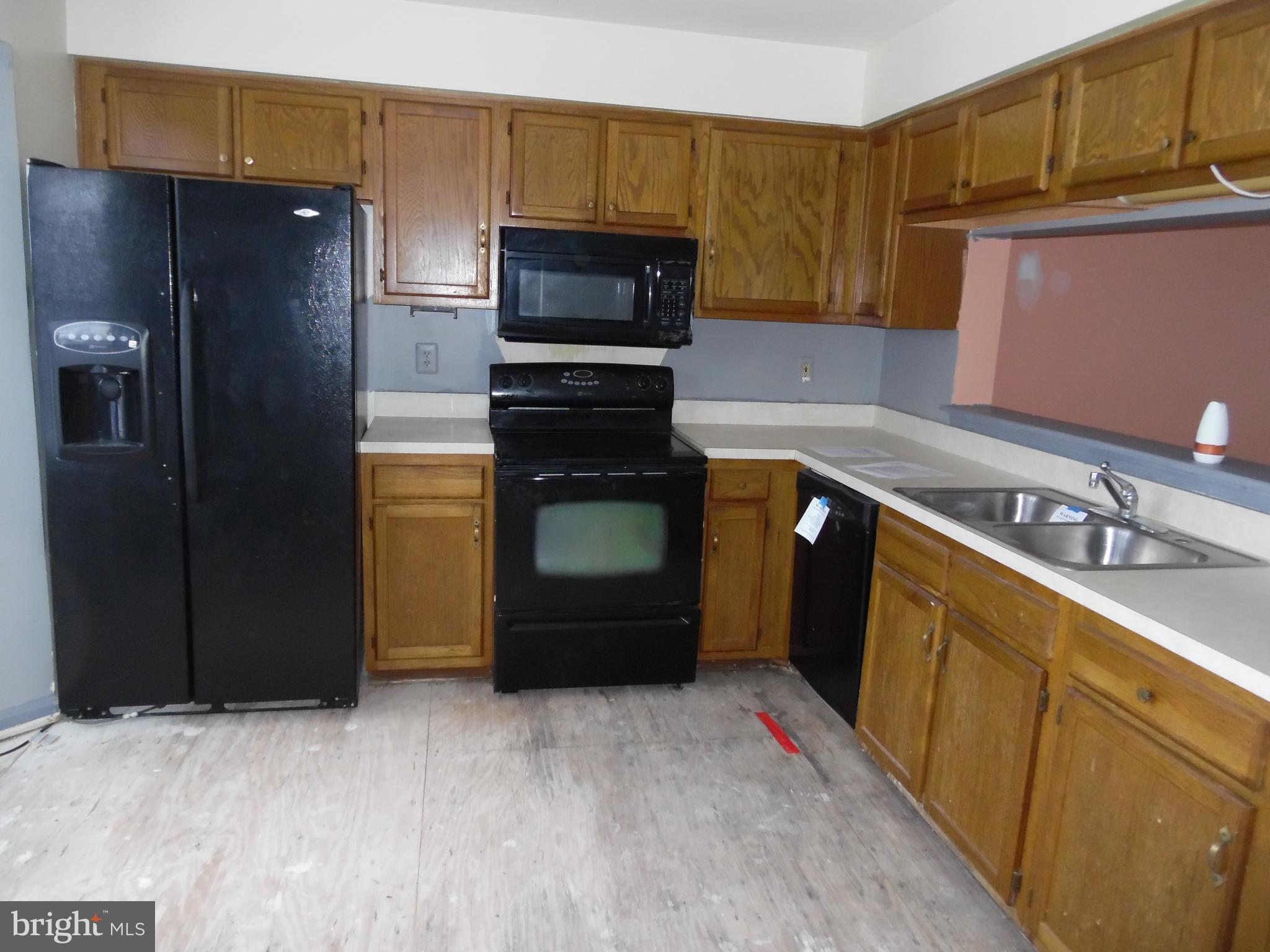 8629 Ritchboro Road District Heights, MD 20747 - Photo 4 of 7 Kitchen