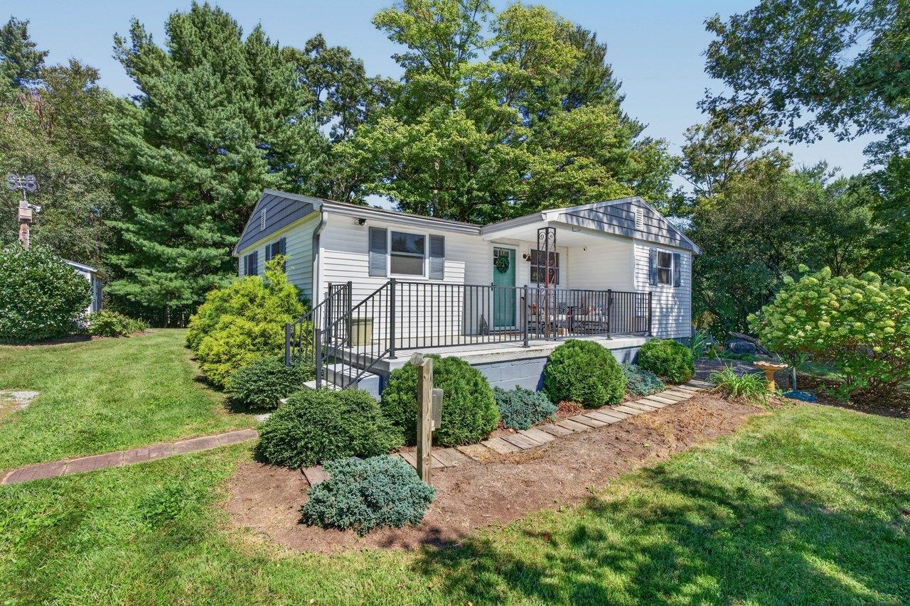 366 Hermitage Road Staunton, VA 24401 - Photo 27 of 54 Gallery Image 27