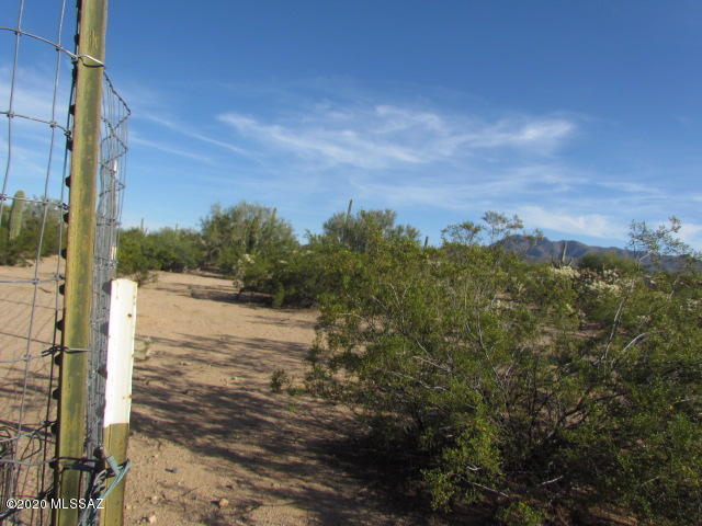 6470 North Gemstone Road Tucson, AZ 85743 - Photo 17 of 19 Gallery Image 17