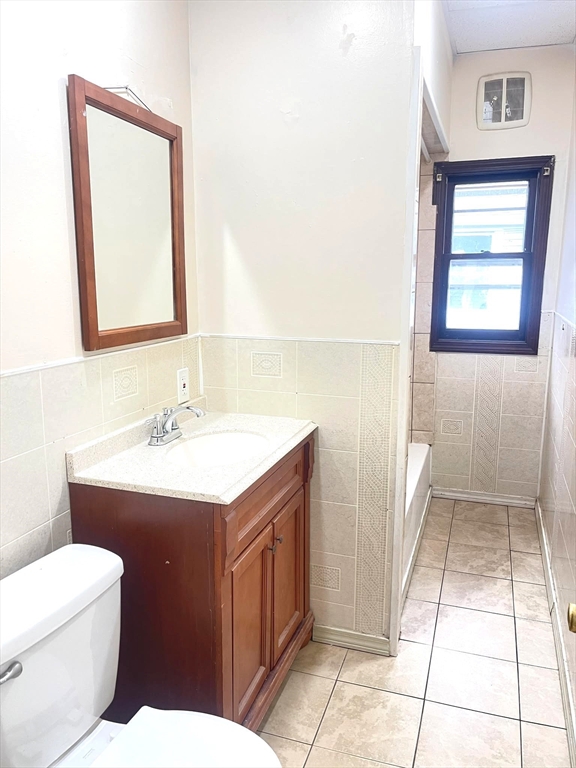 1254 Worcester Street, Unit 2 Springfield, MA 01151 - Photo 9 of 10 Gallery Image 9