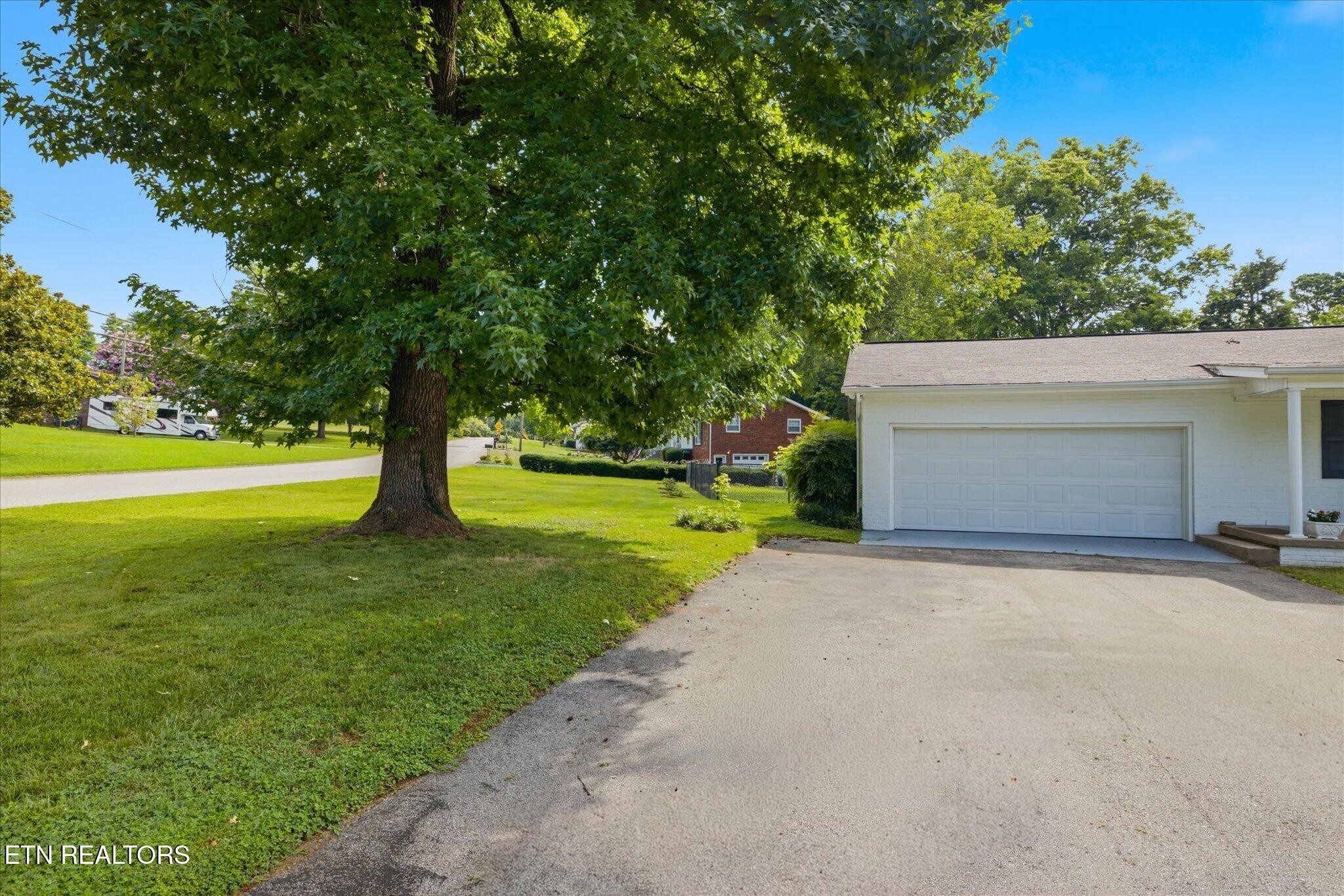 412 Bridgewater Road Knoxville, TN 37923 - Photo 25 of 29 Gallery Image 25