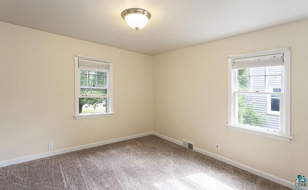 4402 Jay Street Duluth, MN 55804 - Photo 7 of 21 Gallery Image 7