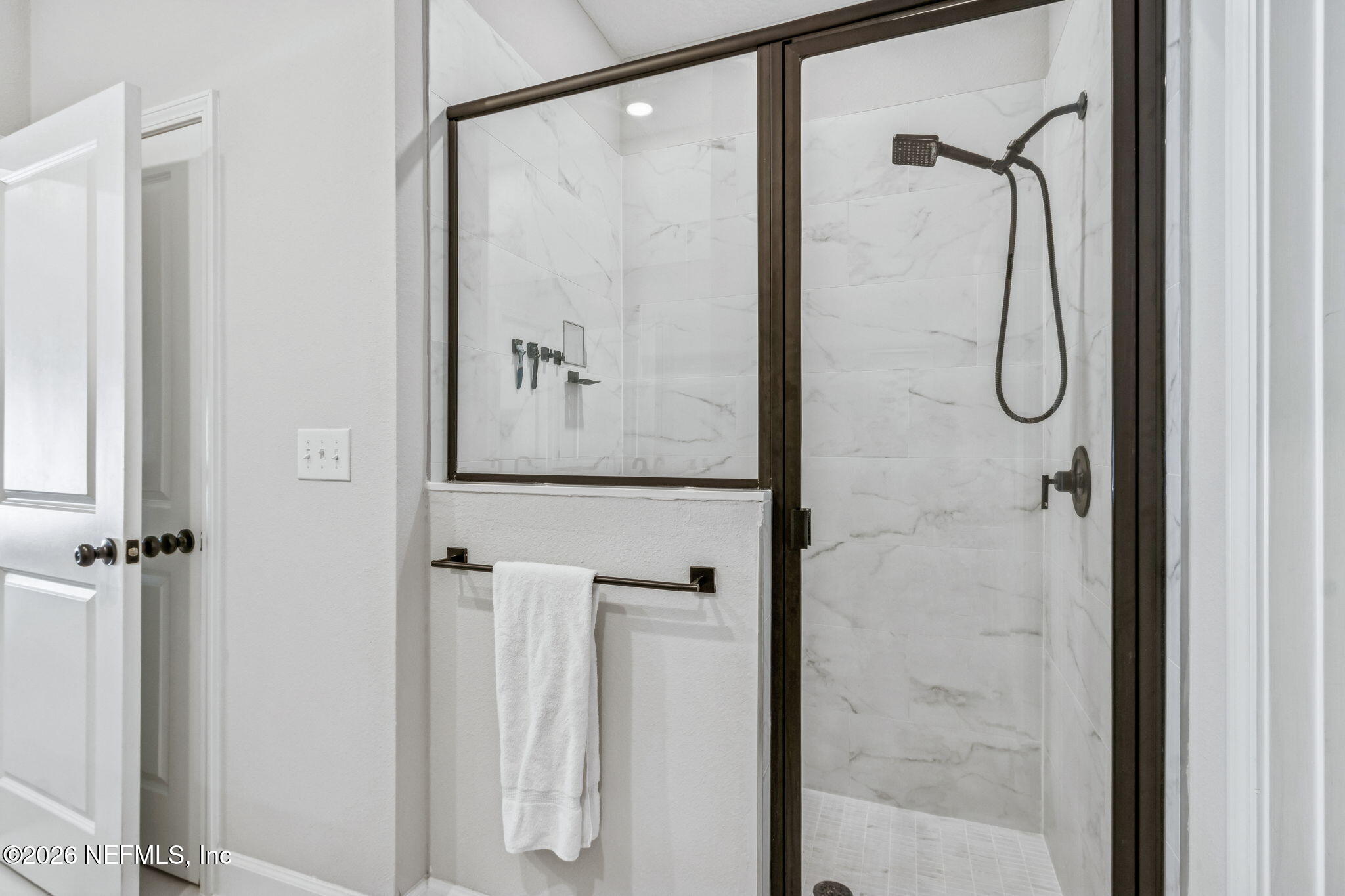 95057 Terris Way Fernandina Beach, FL 32034 - Photo 20 of 43 a bathroom with a shower