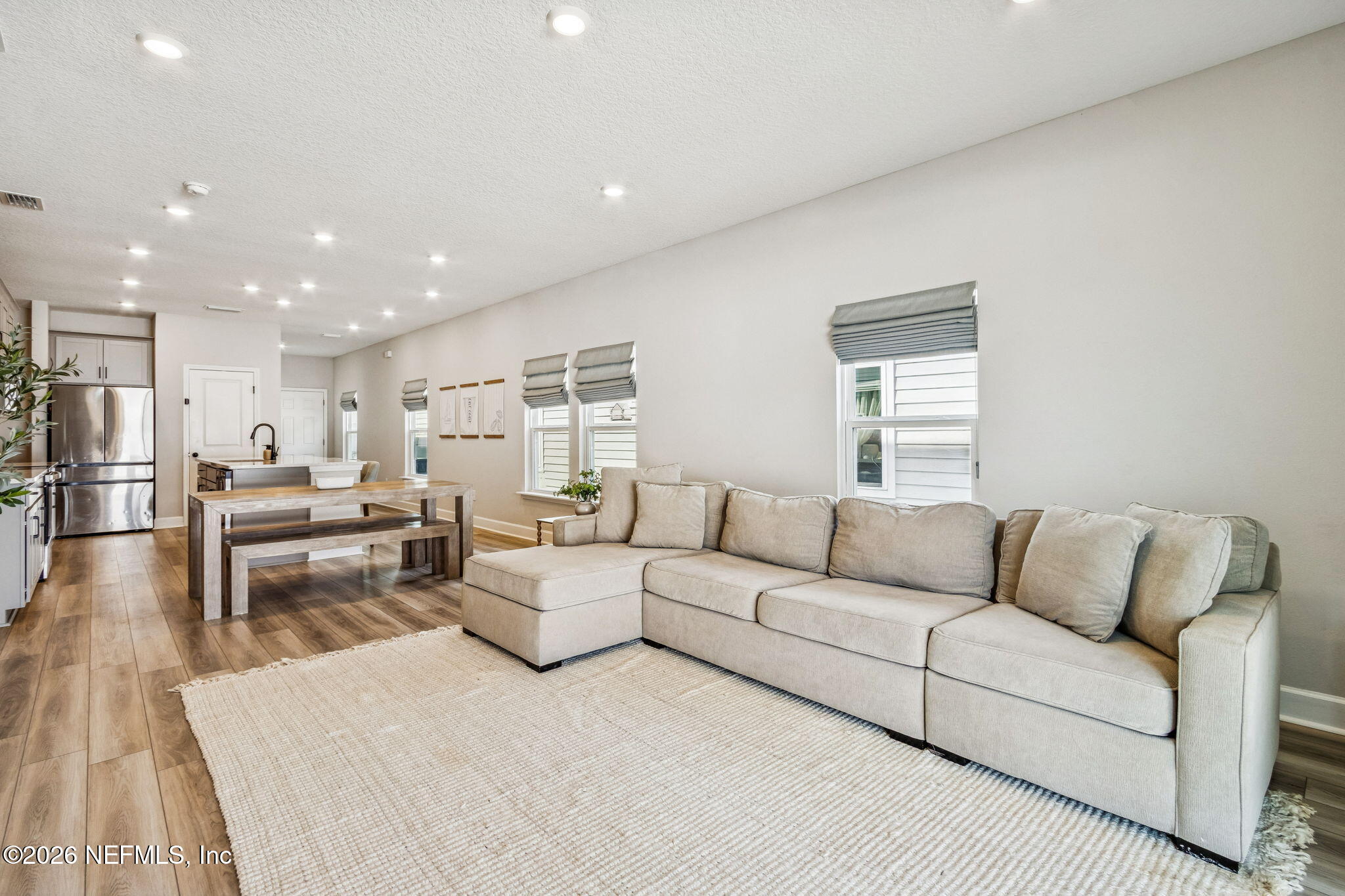 95057 Terris Way Fernandina Beach, FL 32034 - Photo 9 of 43 a living room with furniture and a table
